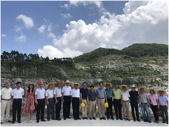 廣東省省政協(xié)“加強(qiáng)礦山、石場復(fù)綠和管理，建設(shè)美麗廣東”提案督辦組來燊泰基調(diào)研